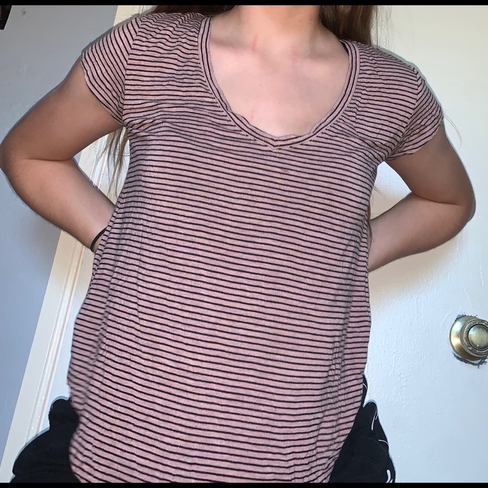 american eagle t-shirt
